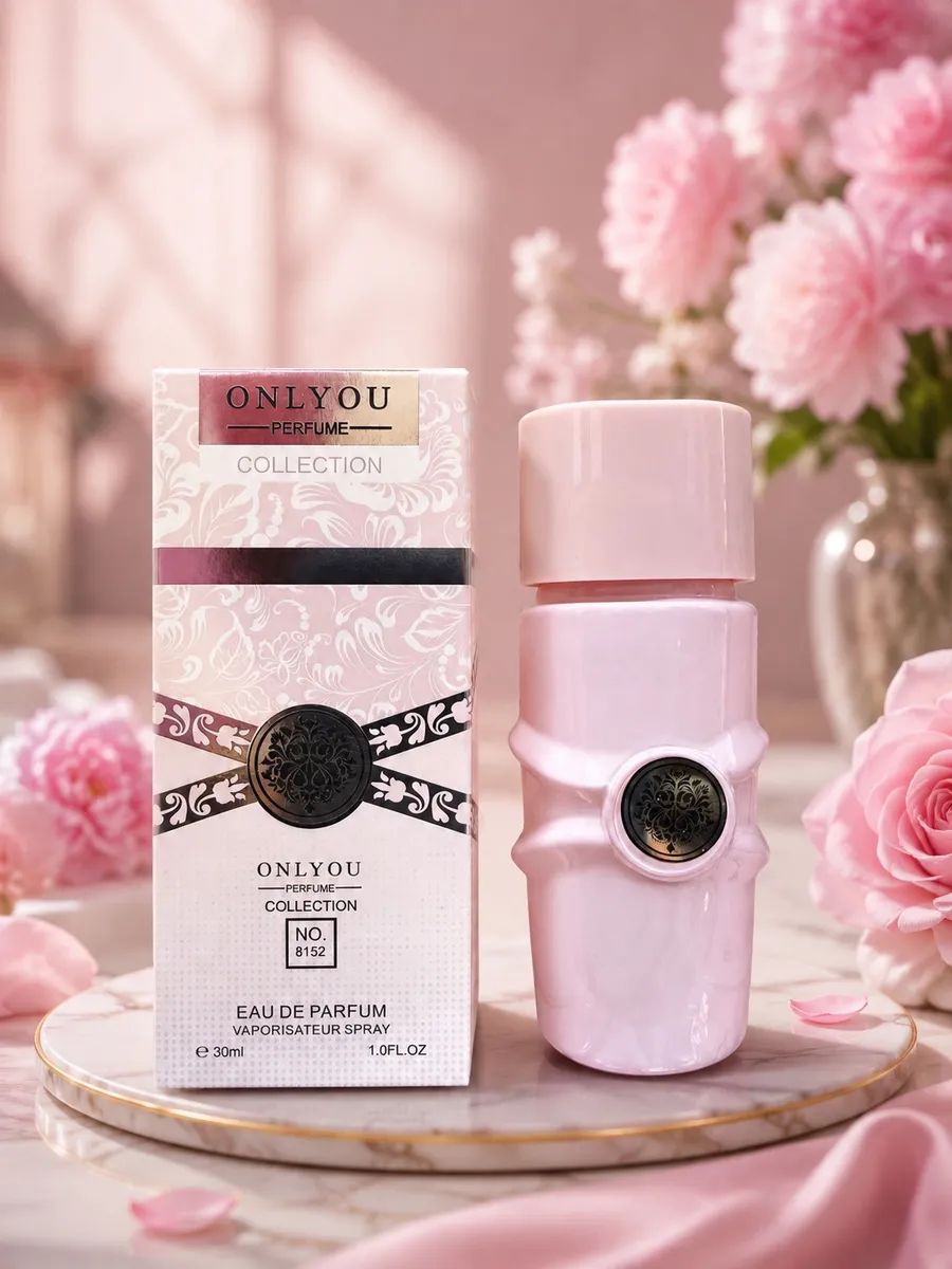 Różowy flakon perfum Only You Collection 30ml z ozdobnym czarnym elementem i kartonowe opakowanie