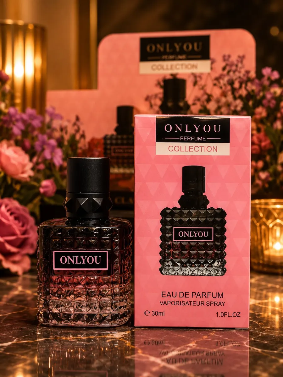 Czarny flakon perfum OnlyYou 30ml z różowym pudełkiem na marmurowym blacie