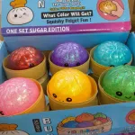 Kolorowe Squishy Bun z brokatem - zabawka antystresowa 3+
