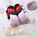 Biustonosz Love Magnolia z koronką w różnych kolorach