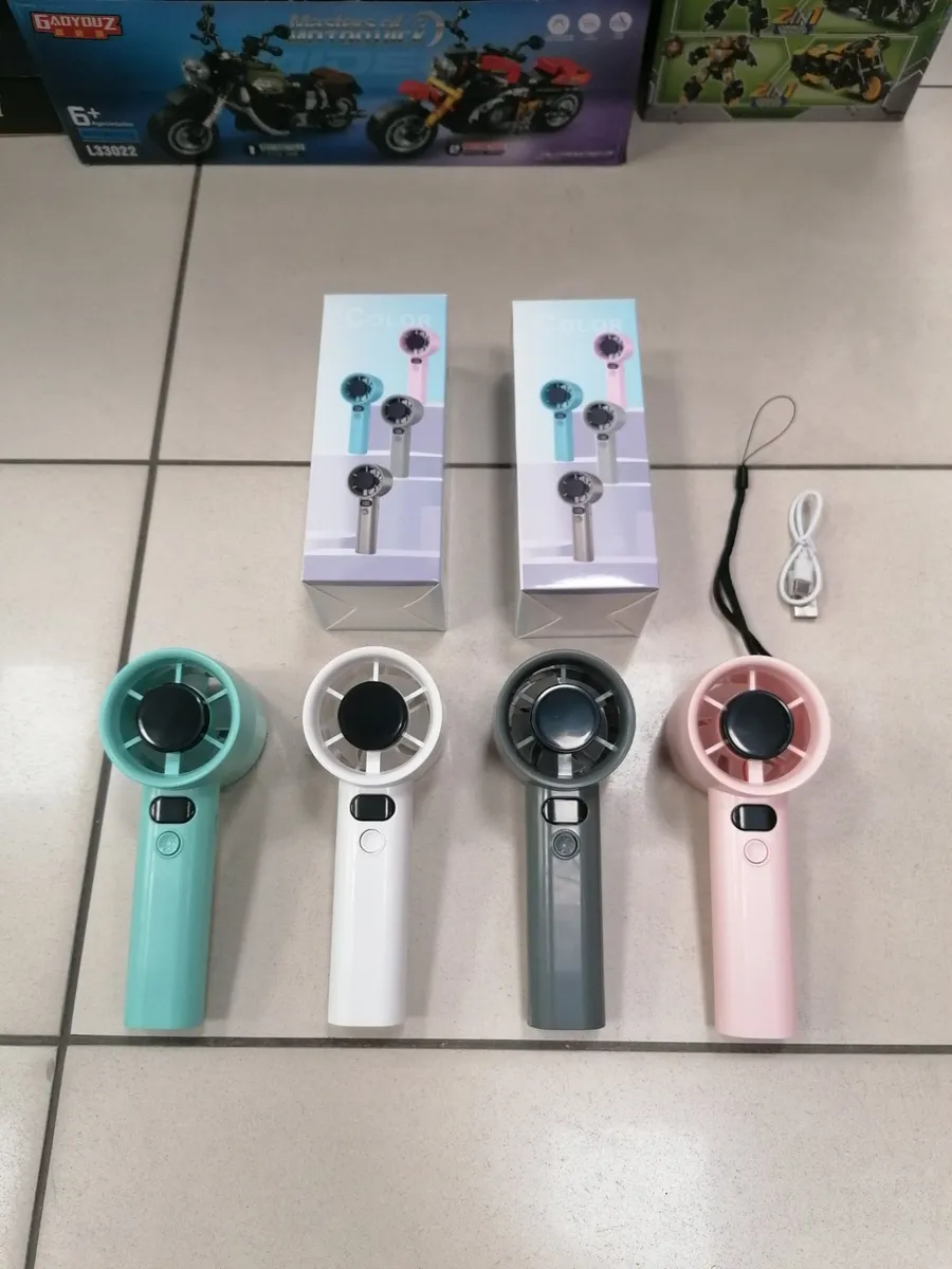 Mini wentylator przenośny USB kolorowy z paskiem