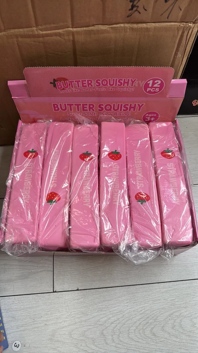 Butter Squishy Piankowa Masa Plastyczna Truskawkowa Różowa