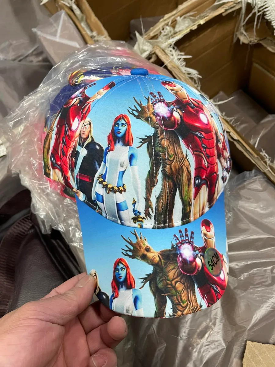 Czapka dziecięca z nadrukiem superbohaterów 54 cm kolorowa