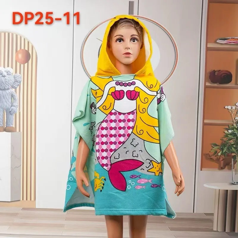 Ponczo kąpielowe dla dzieci z mikrofibry 65x120 cm z motywem syrenki