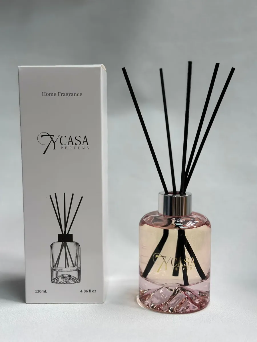 Dyfuzor zapachowy 120ml z czarnymi patyczkami i różowym płynem