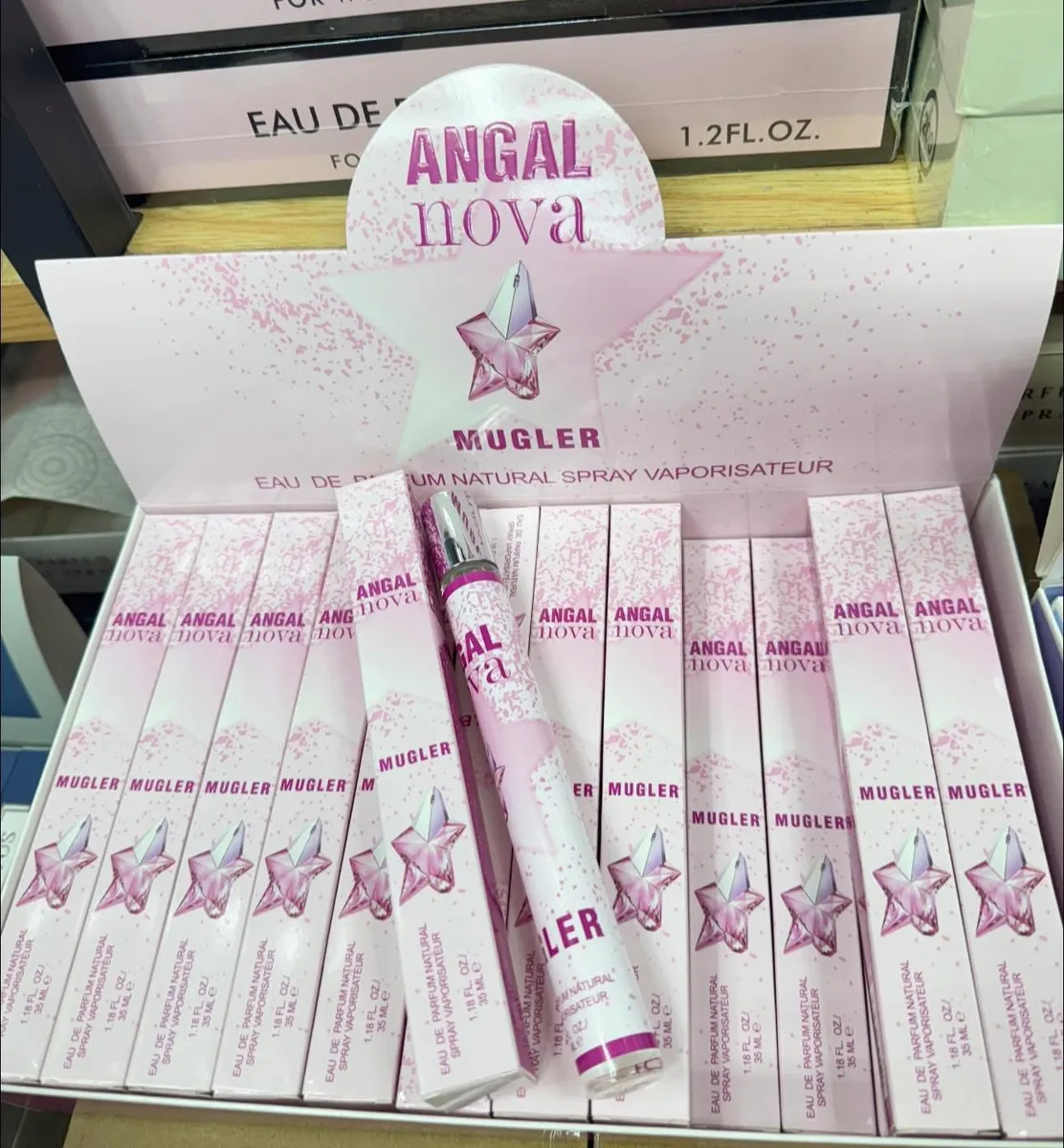 Perfumetka Angal Nova Mugler 35ml różowa w atomizerze