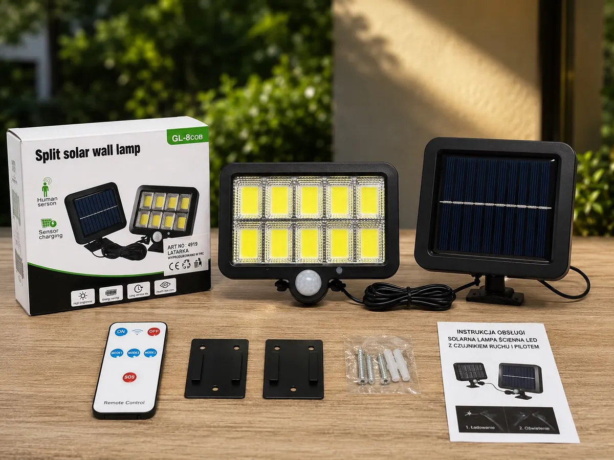Lampa solarna ścienna LED z czujnikiem ruchu i pilotem czarna