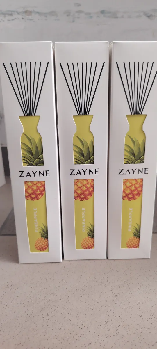 ZAYNE Pineapple zapachowy dyfuzor o aromacie ananasa T70726-1
