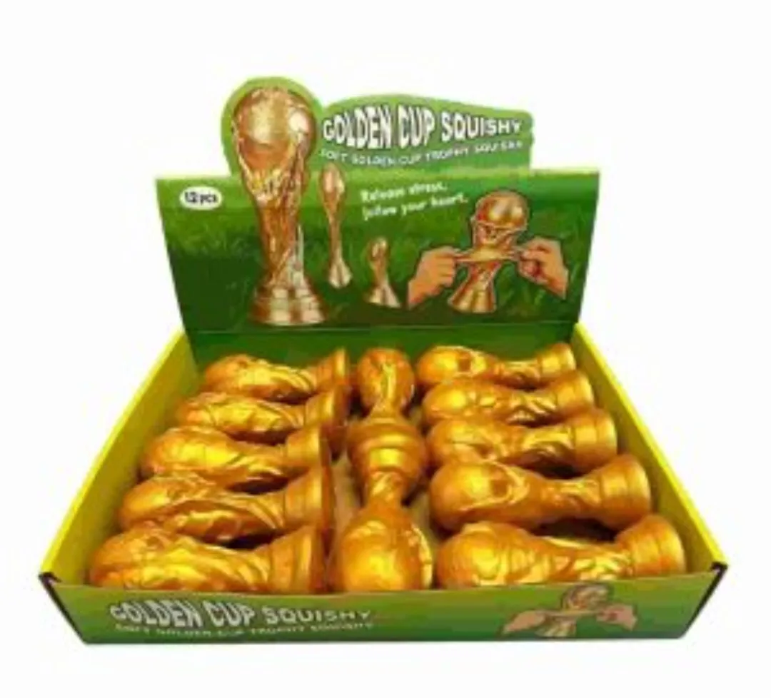 Golden Cup Squishy miękka złota piłkarska zabawka antystresowa