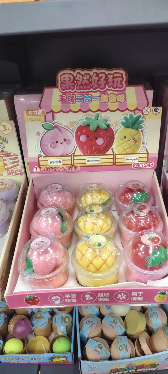 Zestaw 9 sztuk piankowych owoców Peach, Strawberry, Pineapple 3+