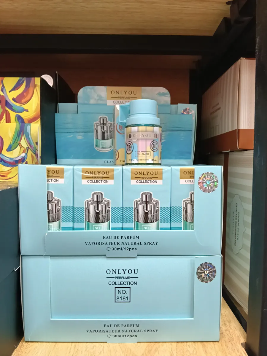Perfumy OnlyYou Collection w błękitnym opakowaniu 30 ml, zestaw 12 sztuk w kartonie