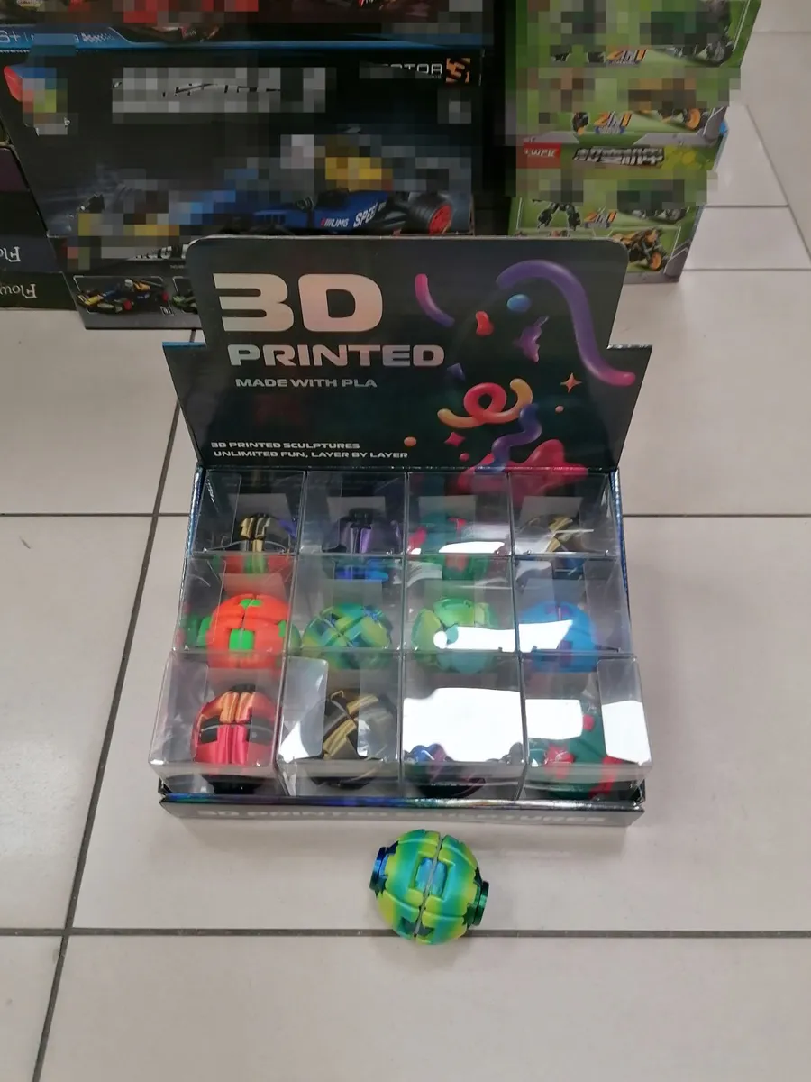 Kolorowe kule 3D Printed z PLA w przezroczystych pudełkach na ekspozytorze