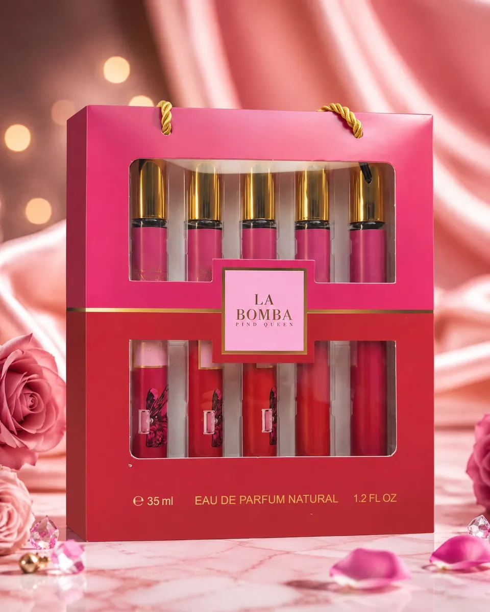 Zestaw 5 flakonów wód perfumowanych w czerwono-różowym pudełku z przezroczystym frontem i złotym logo