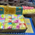 Tęczowy Squishy Cheese Toy 12 szt. w kartonie