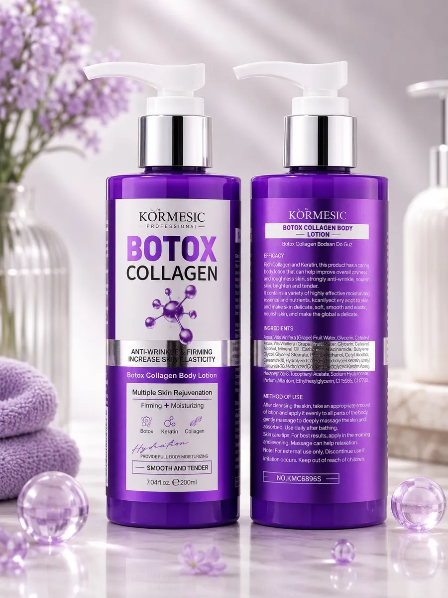 Dwie fioletowe butelki balsamu do ciała KÖRMESIC Botox Collagen z pompką na marmurowym blacie