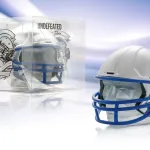 Perfumowany flakon Kask Football biały z niebieską kratą