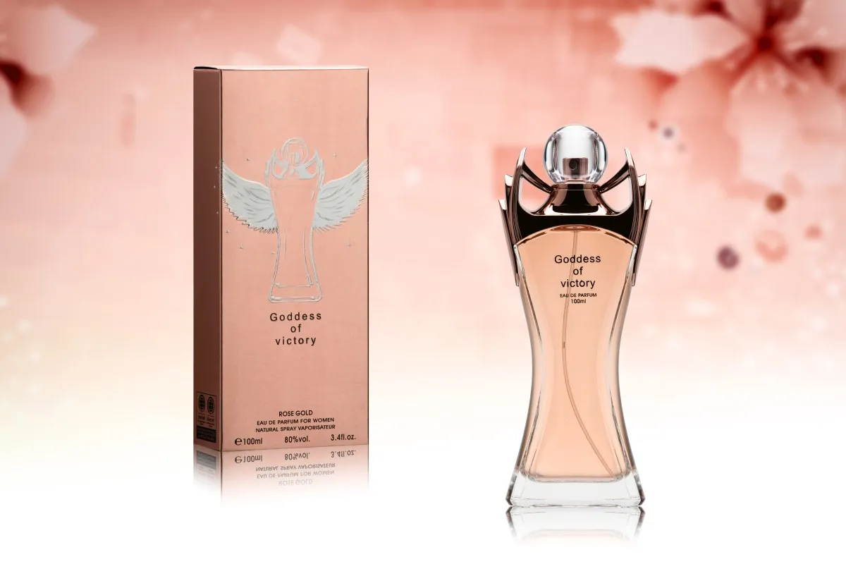Butelka perfum Goddess of victory Rose Gold 100ml z różowo-złotym płynem i opakowanie