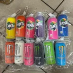 Zestaw breloków Fanta i Monster w kształcie puszek, mix kolorów