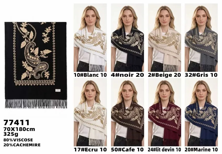 Szalik damski z wzorem paisley w różnych kolorach na modelce, rozmiar 70x180 cm