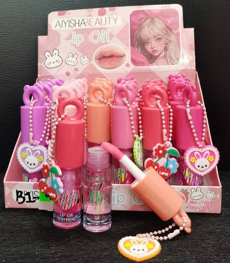 Zestaw kolorowych olejków do ust Aiyisha Beauty z zawieszkami serce królik