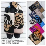 Szalik damski w kwiatowy wzór 70% wiskoza 30% wełna mix kolorów