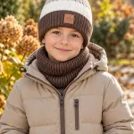 Czapka dziecięca z pomponem brązowo-beżowa rozmiar 52/54