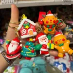 Brelok świąteczny z motywami bożonarodzeniowymi mix kolorów