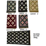 Szalik W-025A 65x180 cm z wzorem kwiatowym mix kolorów 300g