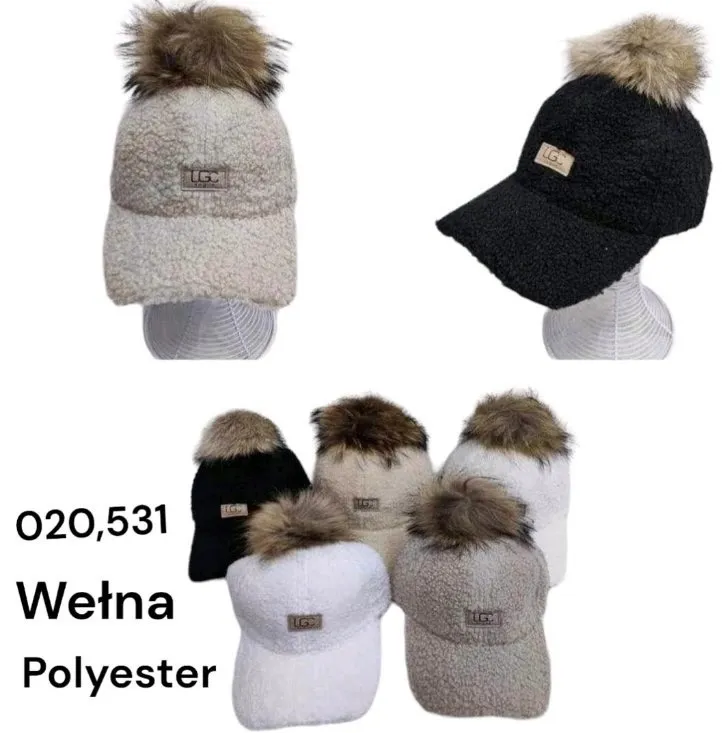 Zestaw czapek z daszkiem z miękkiego materiału imitującego wełnę z brązowymi pomponami