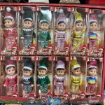 Zestaw 12 kolorowych elfów świątecznych z muzyką 3+