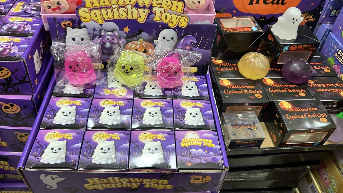 Zestaw miękkich zabawek antystresowych Halloween w opakowaniach z motywem duchów i dyni
