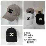 Czapka z daszkiem z wełną 20% i poliestrem 80% mix kolorów
