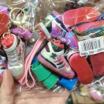 Brelok Zestaw Kolorowych Miniaturowych Butów 12 sztuk