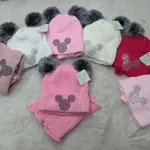 Czapka dziecięca z pomponami i aplikacją Myszka rozmiar 3-4 lata