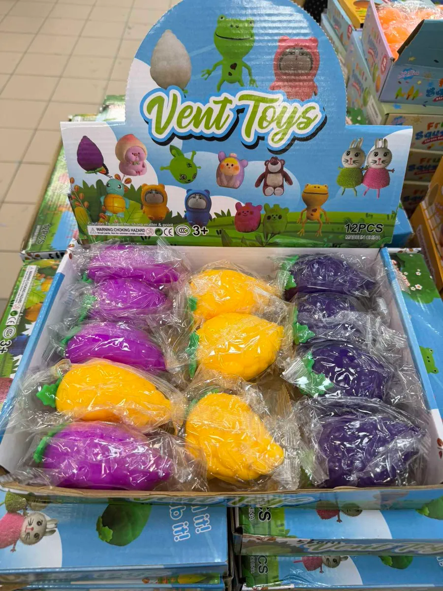 Zestaw 12 sztuk zabawek antystresowych Vent Toys w kształcie warzyw w opakowaniu zbiorczym