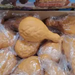 Zabawka gniotek kurczakowa noga pomarańczowa miękka
