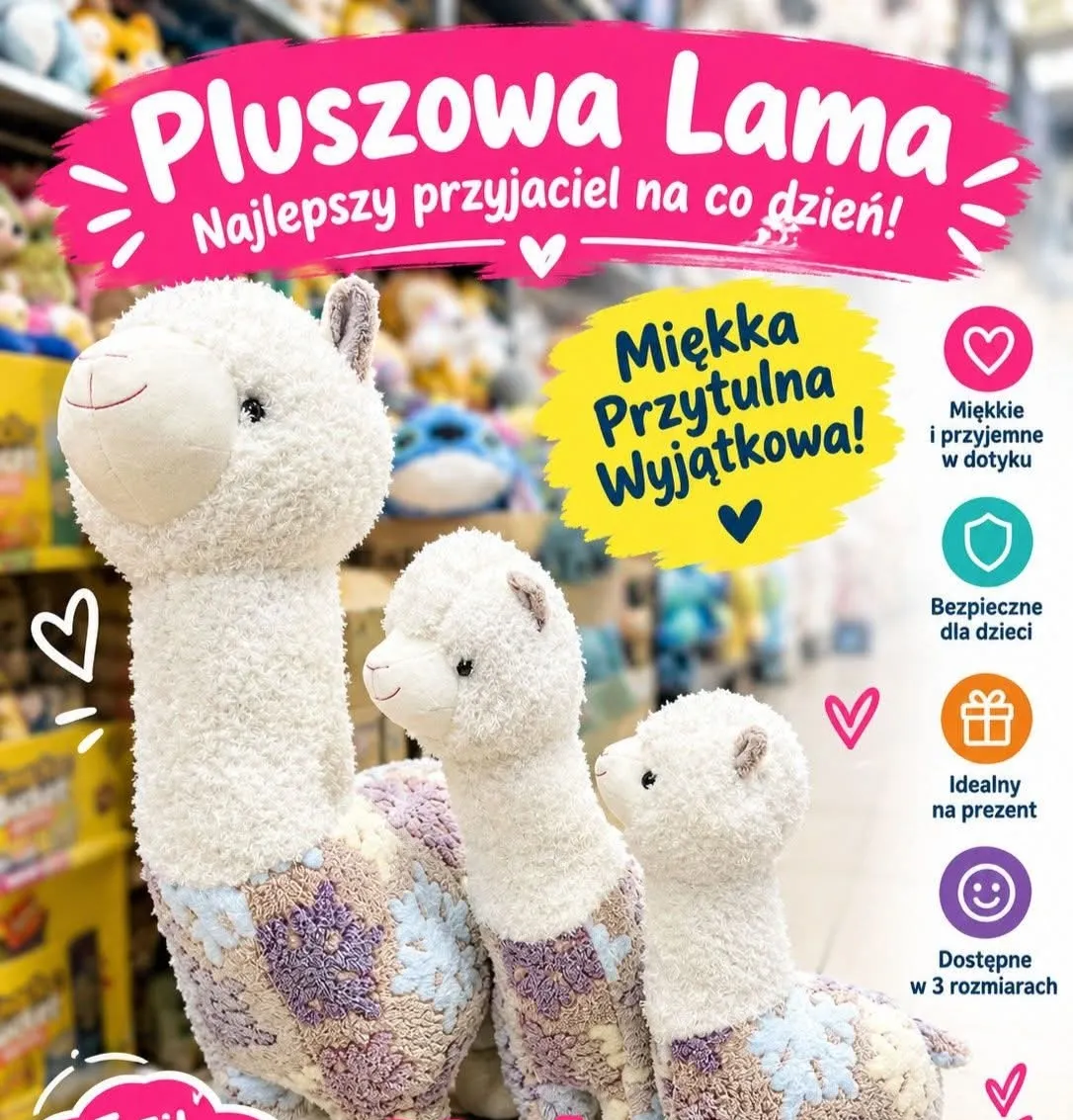 Trzy pluszowe białe maskotki lamy o różnej wielkości z kolorowymi wzorami na ciele w sklepie z zabawkami