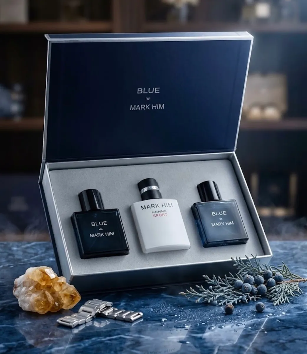 Zestaw trzech perfum męskich Mark Him Blue w eleganckim pudełku, butelki czarne, granatowe i białe