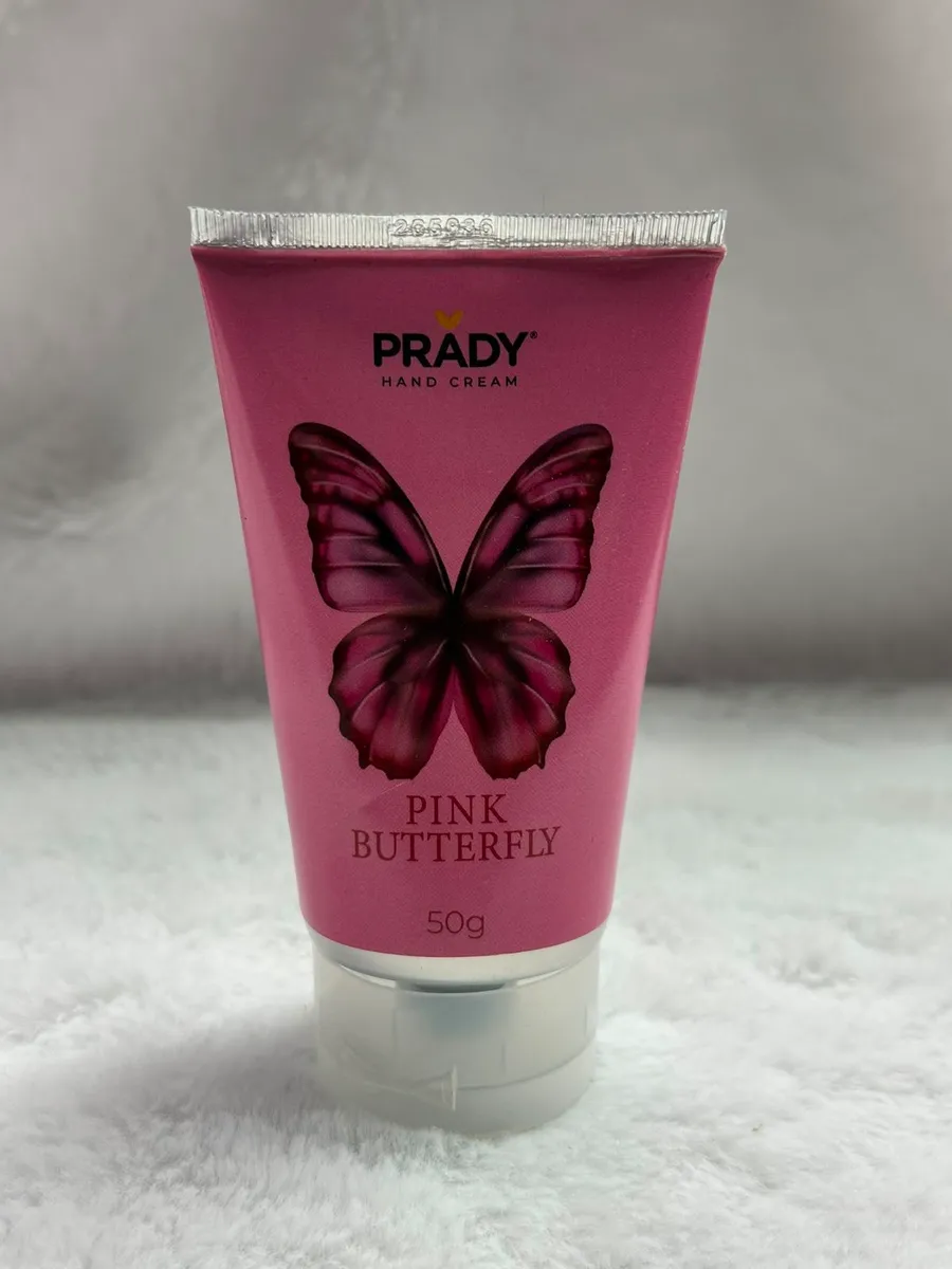 Różowa tubka kremu do rąk Prady Pink Butterfly z motylem i pojemnością 50 g