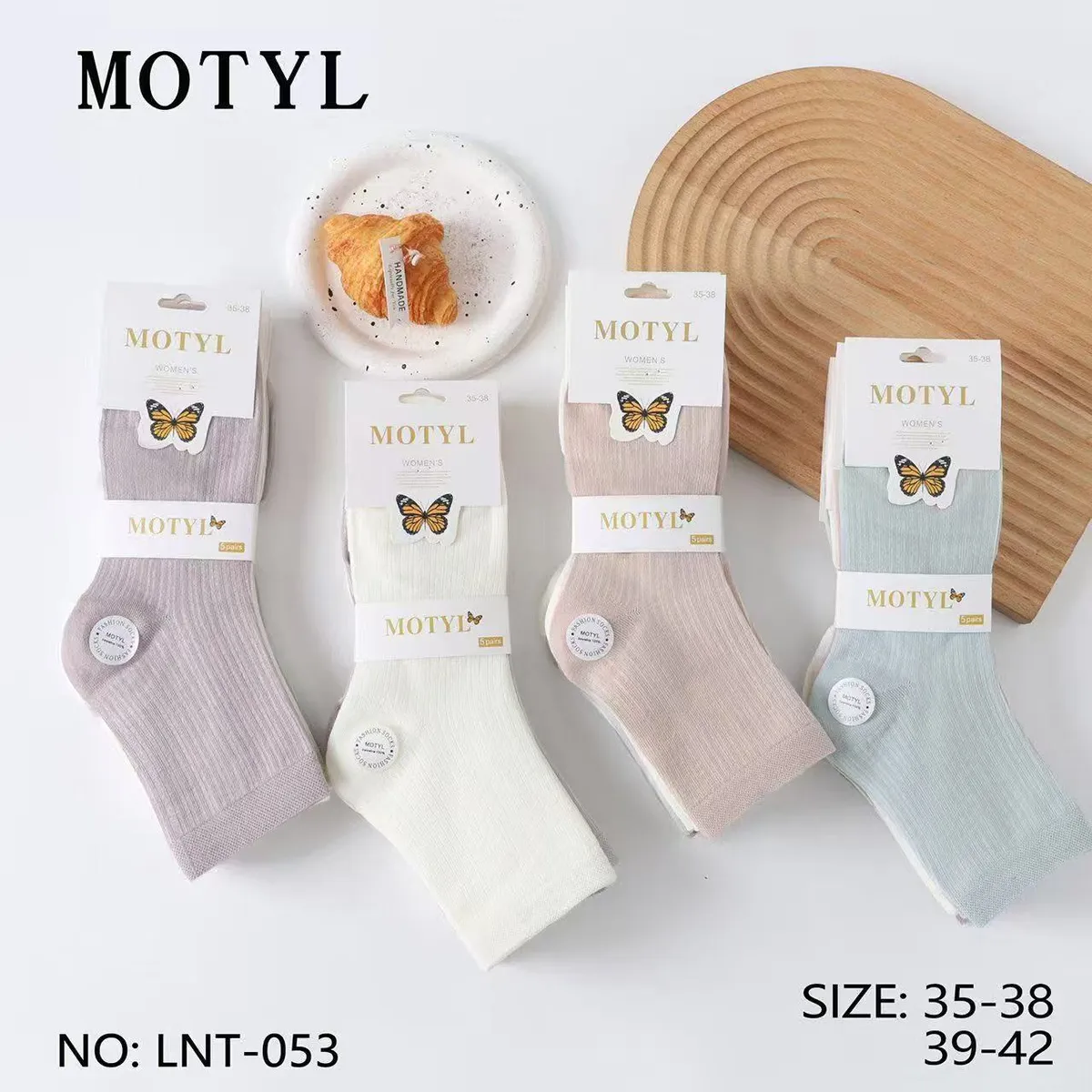 Zestaw pastelowych skarpet damskich Motyl w kolorach jasny fiolet, biały, jasny róż i mięta, 5 par w opakowaniu