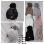 Czapka zimowa damska z pomponem 20% wełny mix kolorów
