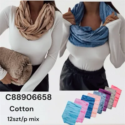 damskie kominy bawełniane w różnych kolorach na modelkach, zestaw 12 sztuk mix kolorów