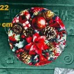 Okrągła dekoracja świąteczna 30 cm z motywem poinsecji i szyszek
